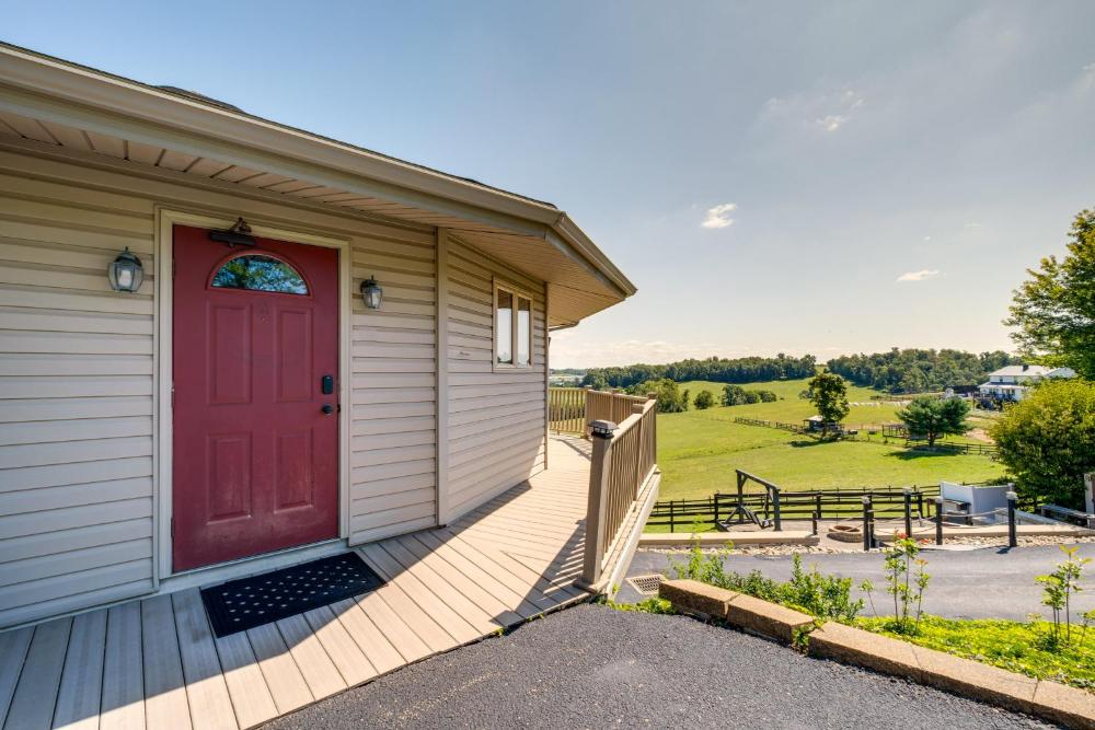 Panoramic Views Hillside Millersburg Studio